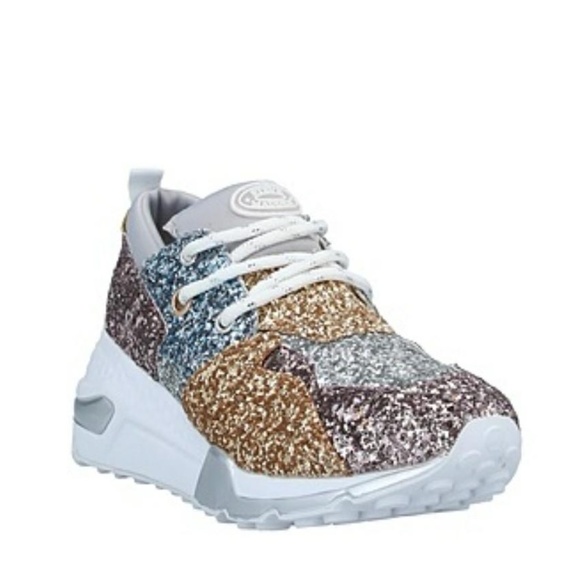 Steve Madden Glitter Cliff Sneakers *Limited Edition* - Picture 5 of 12